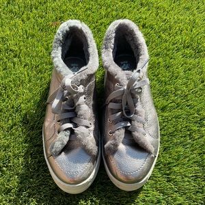 Camerlengo metallic gray silver and shearling platform sneaker size 39